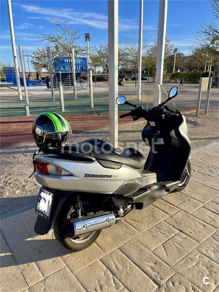 Suzuki Burgman 125 – Vista 4