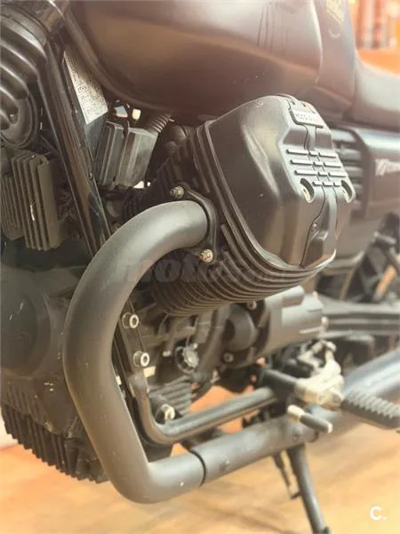 Moto Guzzi V7 III – Vista 13