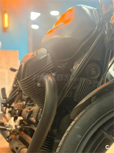Moto Guzzi V7 III – Vista 5