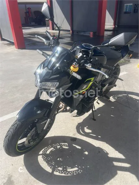 Kawasaki Z 900 – Vista 4