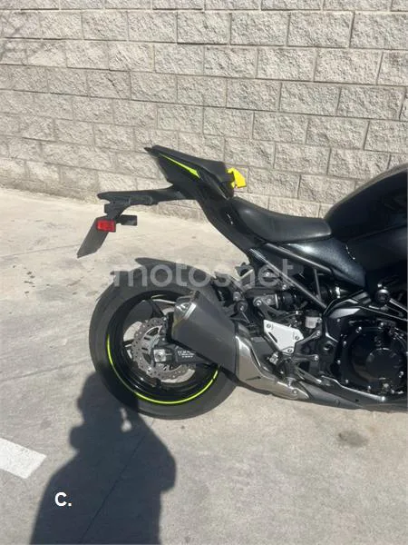 Kawasaki Z 900 – Vista 5