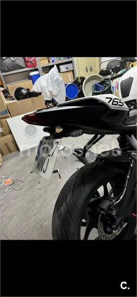 Triumph Street Triple 765 – Vista 4