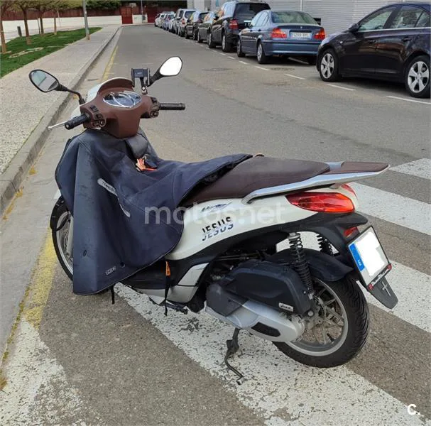 Piaggio Medley – Vista 4