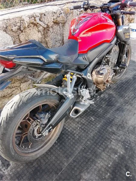 Honda CB 650 R – Vista 4