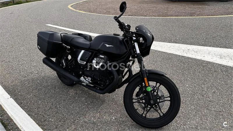 Moto Guzzi V7 III 4500 € 2017 Barcelona - 2