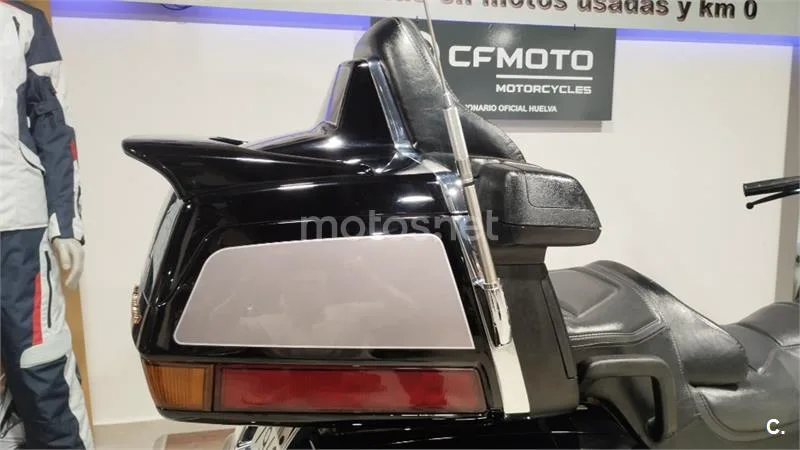 Honda GL1500 Gold Wing - Vista 12