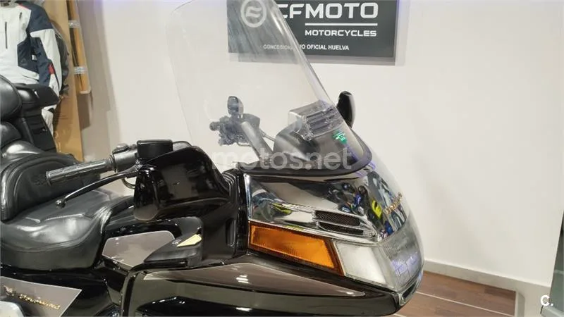 Honda GL1500 Gold Wing - Vista 17