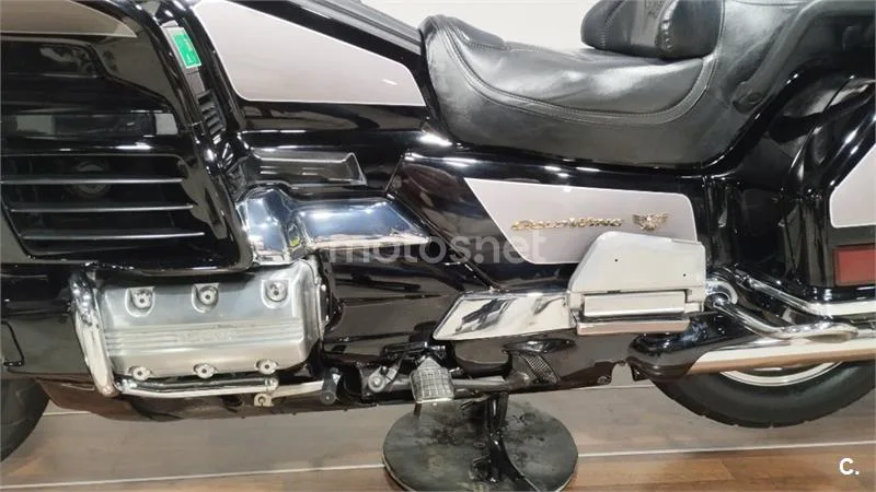 Honda GL1500 Gold Wing - Vista 4