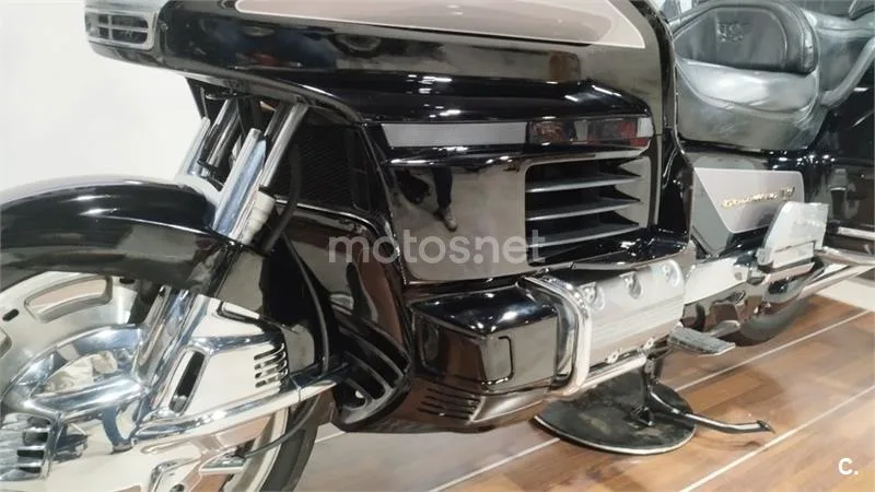 Honda GL1500 Gold Wing - Vista 38
