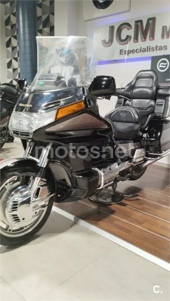 Honda GL1500 Gold Wing - Vista 6