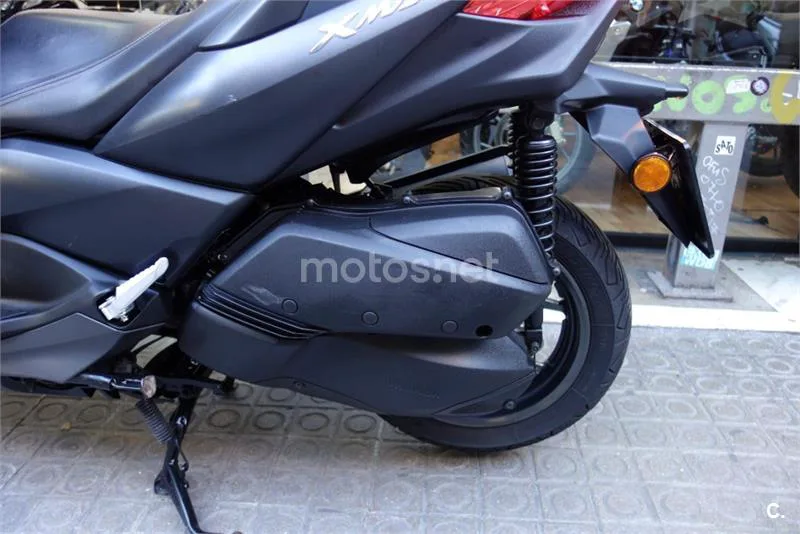 Yamaha XMAX 300 – Vista 13