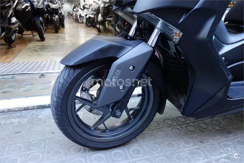 Yamaha XMAX 300 – Vista 14