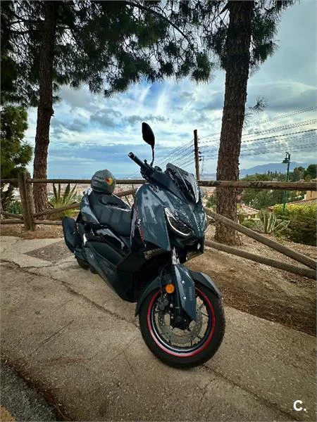 Yamaha XMAX 125 – Vista 4
