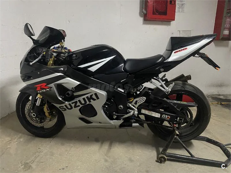Suzuki GSX R600 3500 € 2005 Cádiz - 1