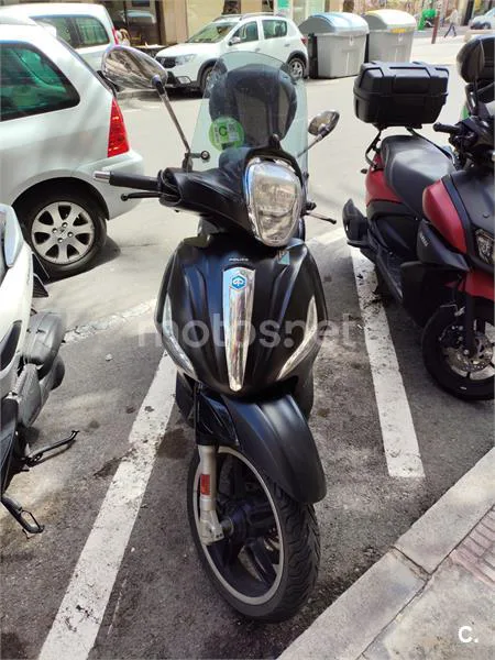 Piaggio Beverly 2900 € 2019 Alicante - 1