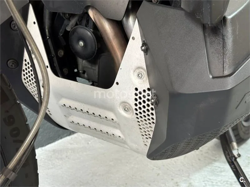 KTM 790 – Vista 42