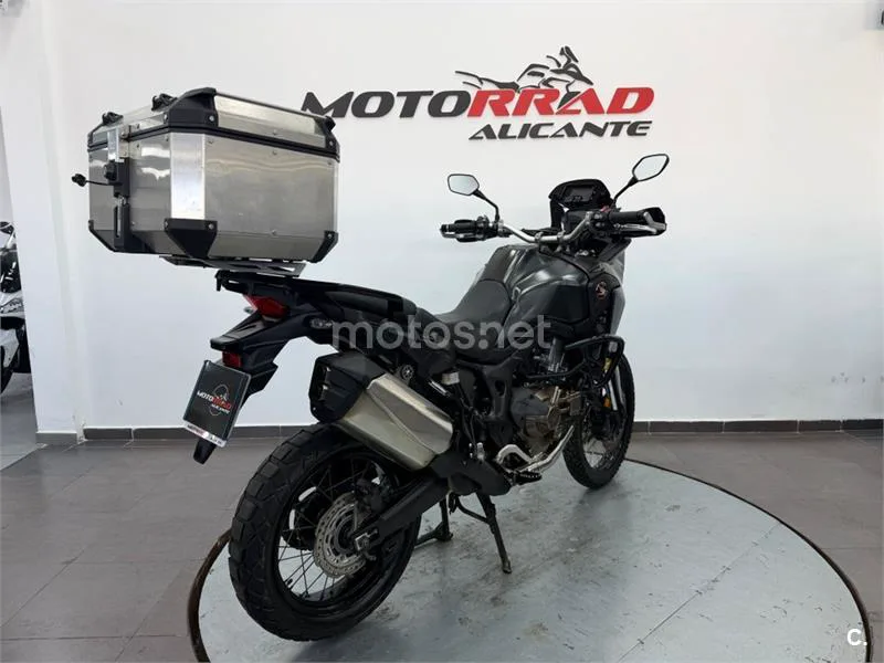 Honda CRF 1000L Africa Twin – Vista 3