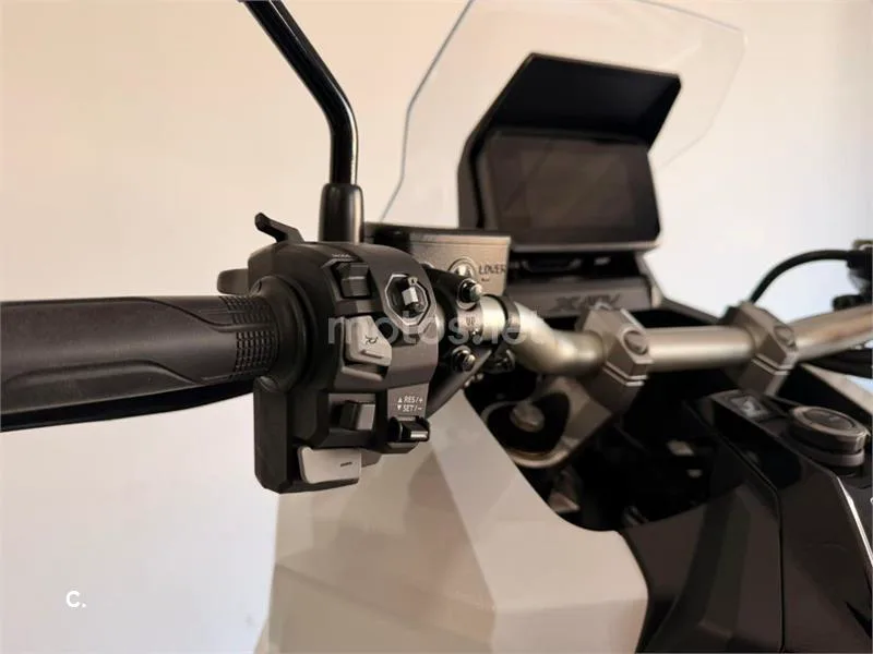 Honda X-ADV – Vista 14