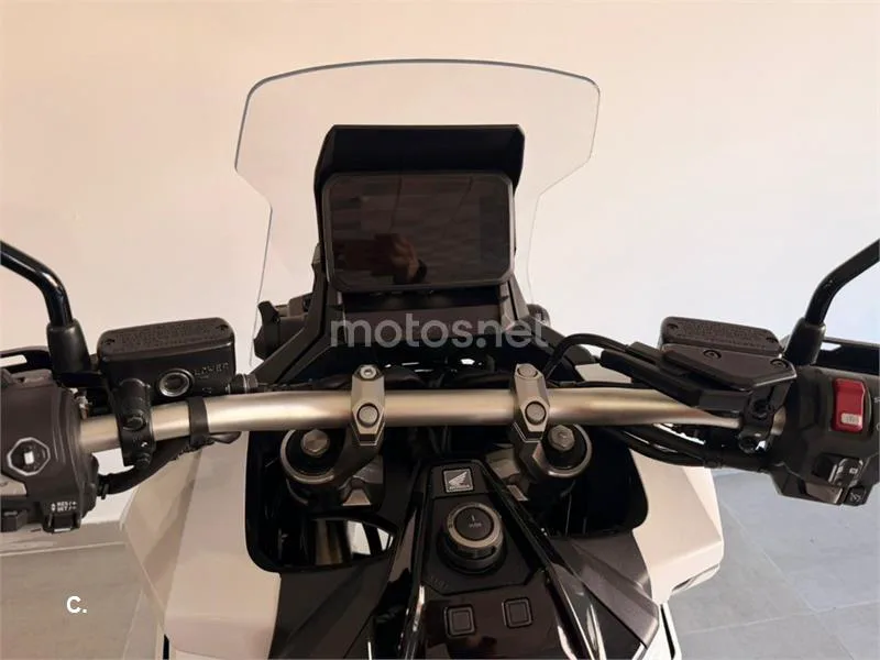 Honda X-ADV – Vista 15