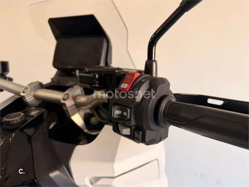 Honda X-ADV – Vista 16