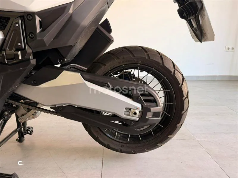 Honda X-ADV – Vista 10