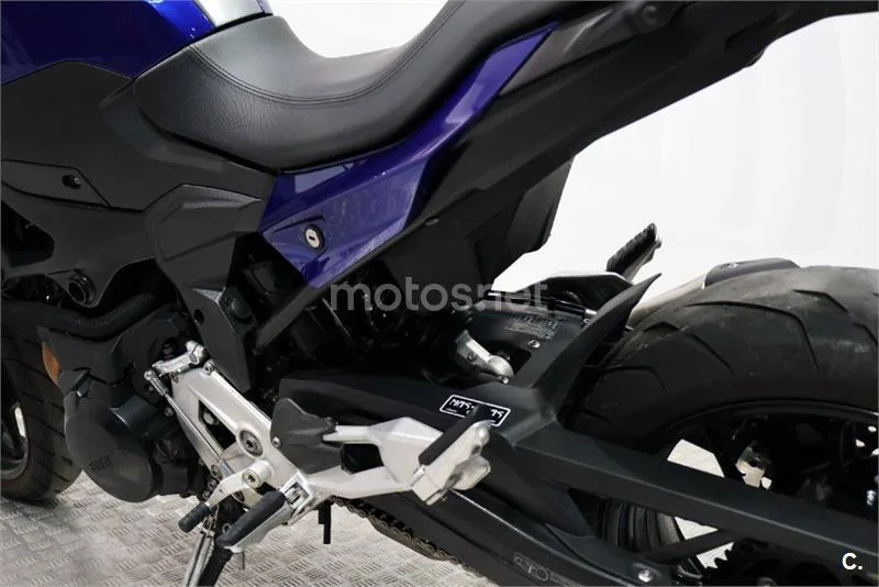 BMW F 900 R – Vista 14