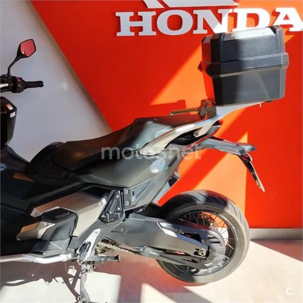 Honda X-ADV – Vista 13