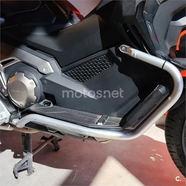 Honda X-ADV – Vista 18