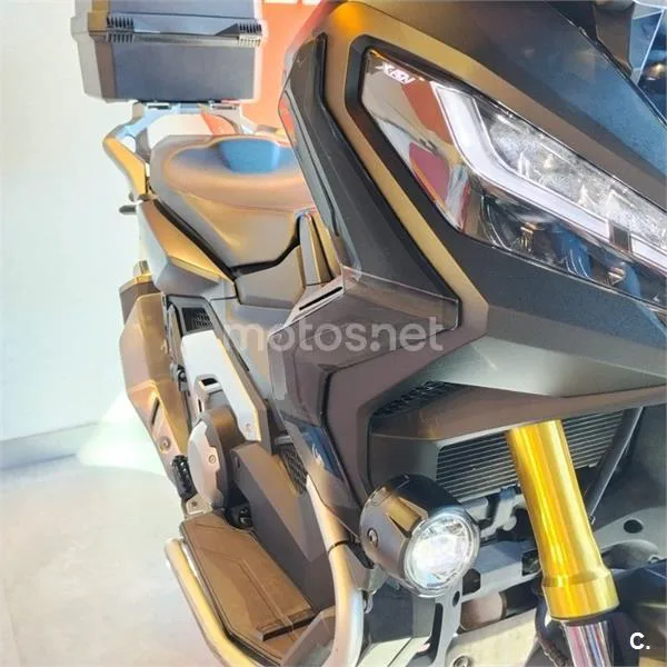 Honda X-ADV – Vista 6