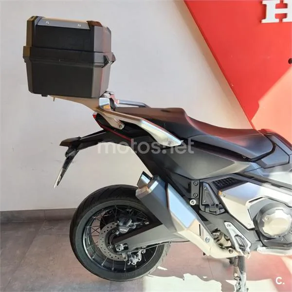Honda X-ADV – Vista 10