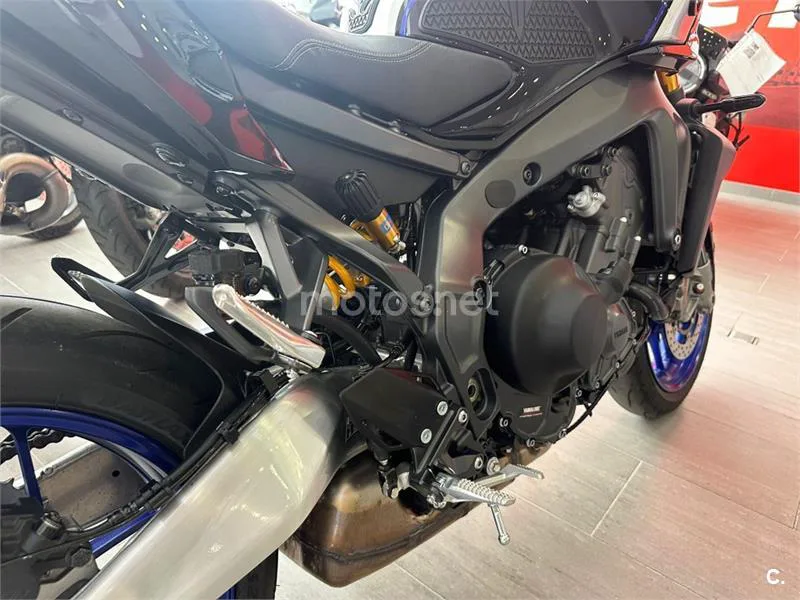 Yamaha MT-09 – Vista 11