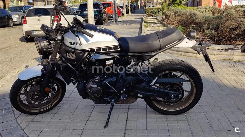 Yamaha XSR700 – Vista 6