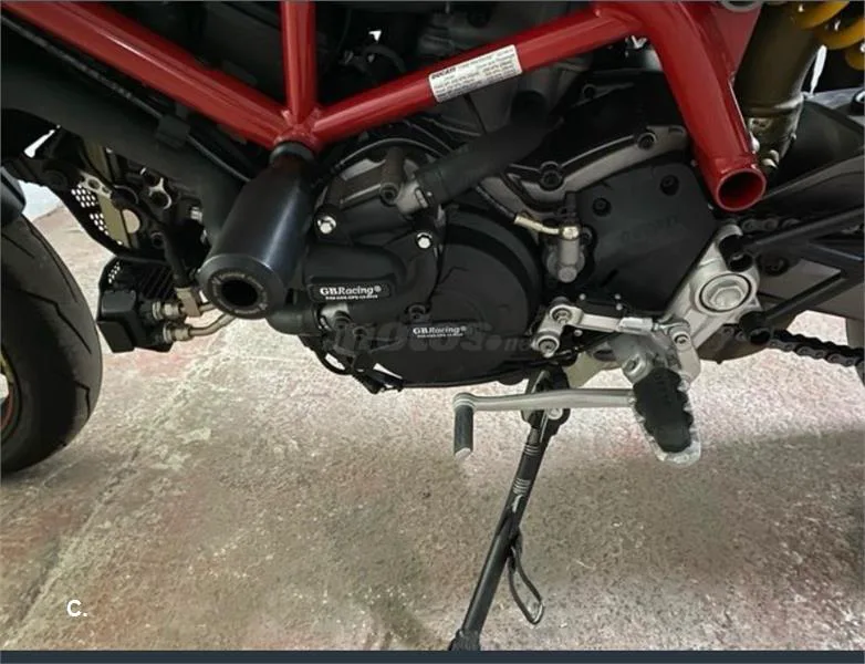 Ducati Hypermotard – Vista 3