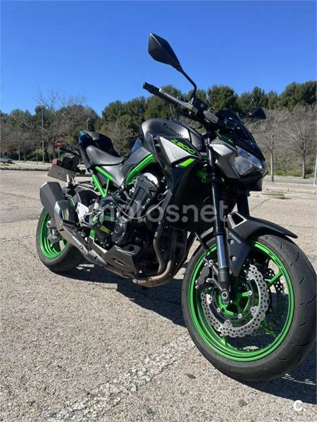 Kawasaki Z 900 – Vista 2