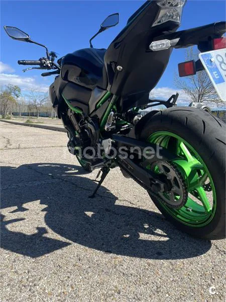 Kawasaki Z 900 – Vista 4