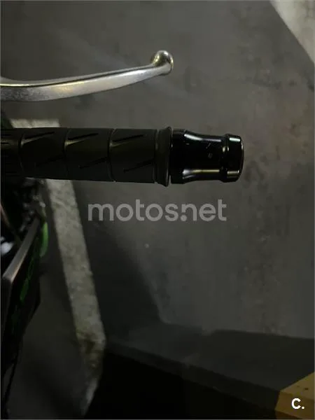 Kawasaki Z 900 – Vista 7