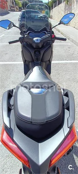Yamaha XMAX 300 – Vista 5