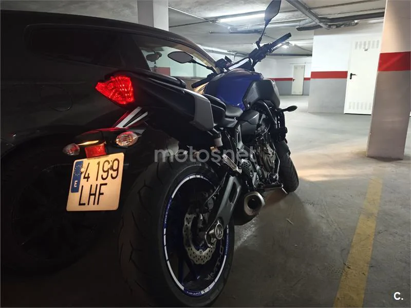 Yamaha MT-07 – Vista 5
