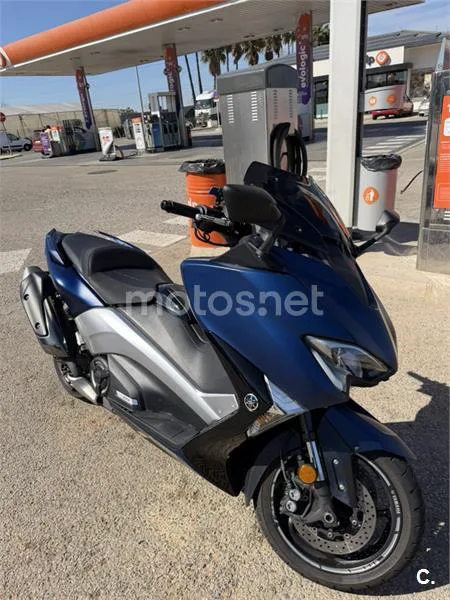 Yamaha TMAX – Vista 5
