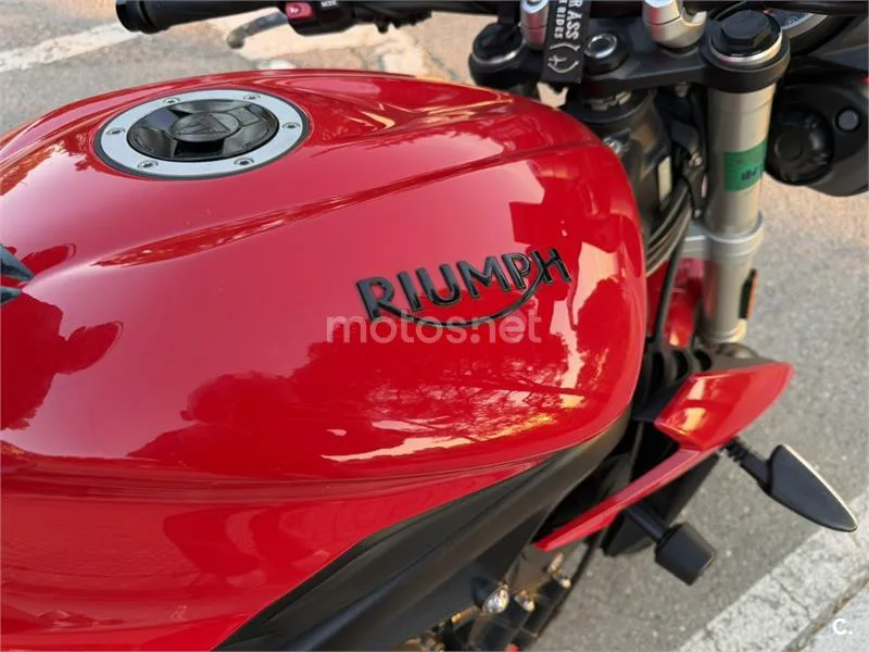 Triumph Street Triple – Vista 7