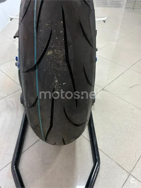 Triumph Daytona 675 – Vista 11