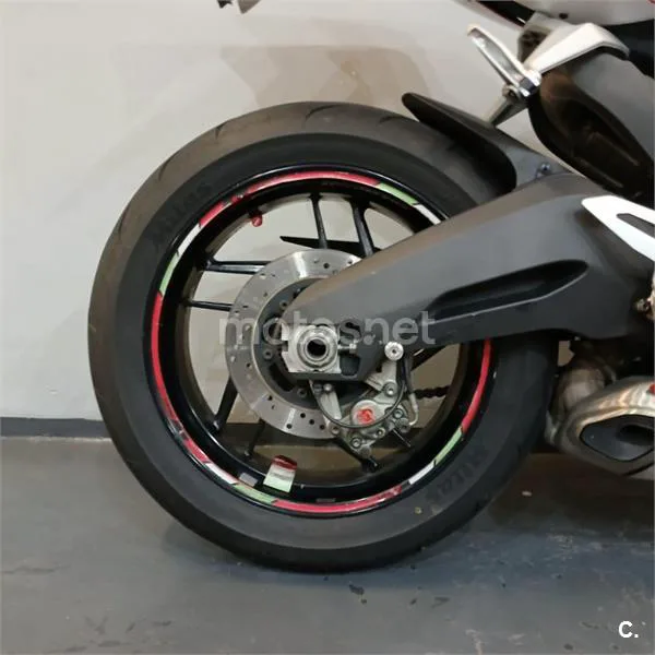 Ducati 899 Panigale – Vista 13