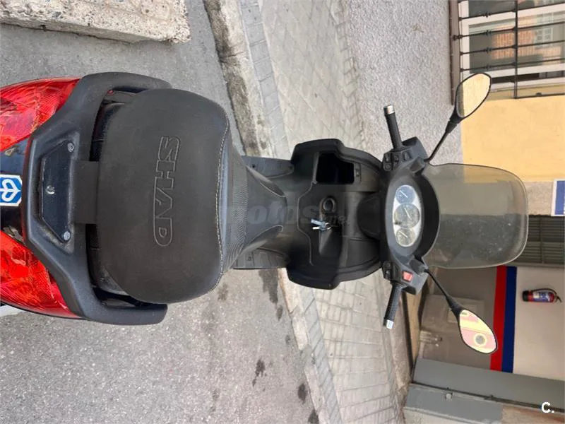 Piaggio X7 125 – Vista 6