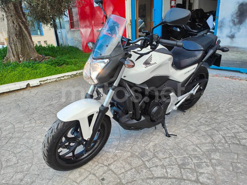 Honda NC 750 S – Vista 16