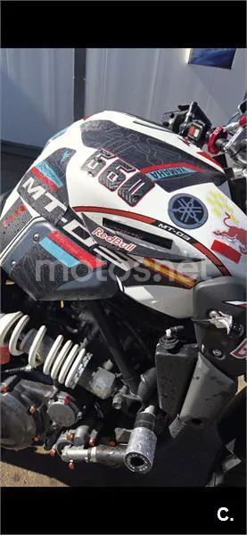 Yamaha MT-03 – Vista 2