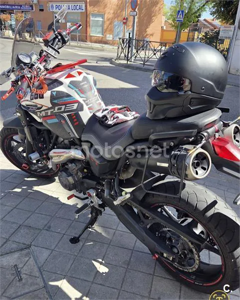 Yamaha MT-03 – Vista 8