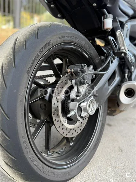 Yamaha MT-07 – Vista 5