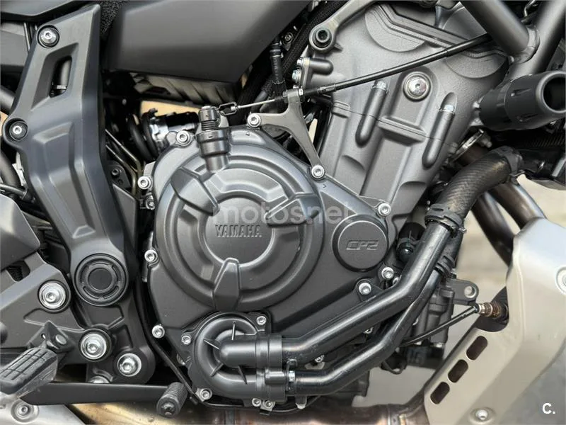 Yamaha MT-07 – Vista 7