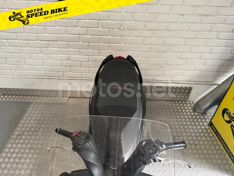 SYM Joymax 125 – Vista 7