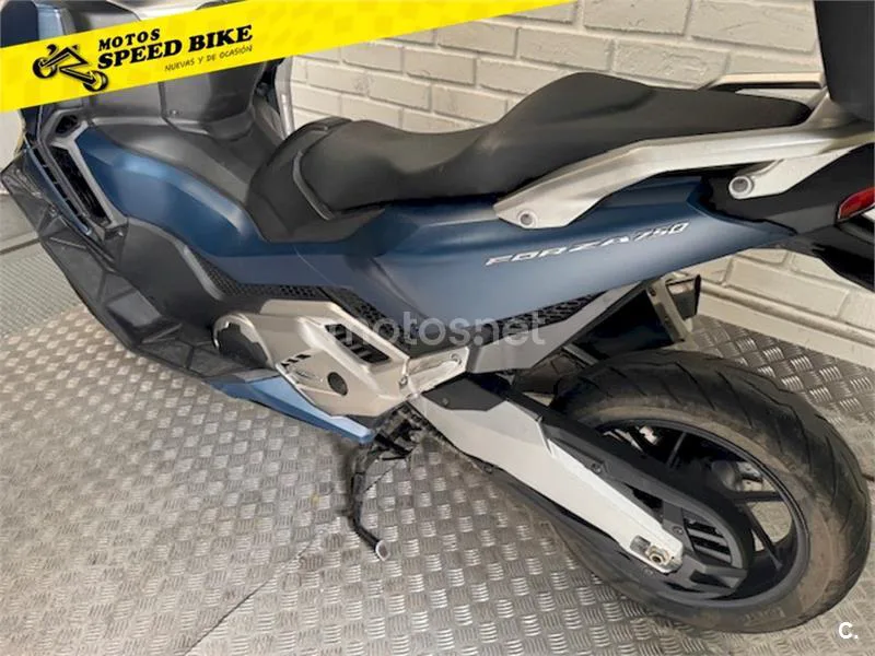 Honda Forza 750 – Vista 14